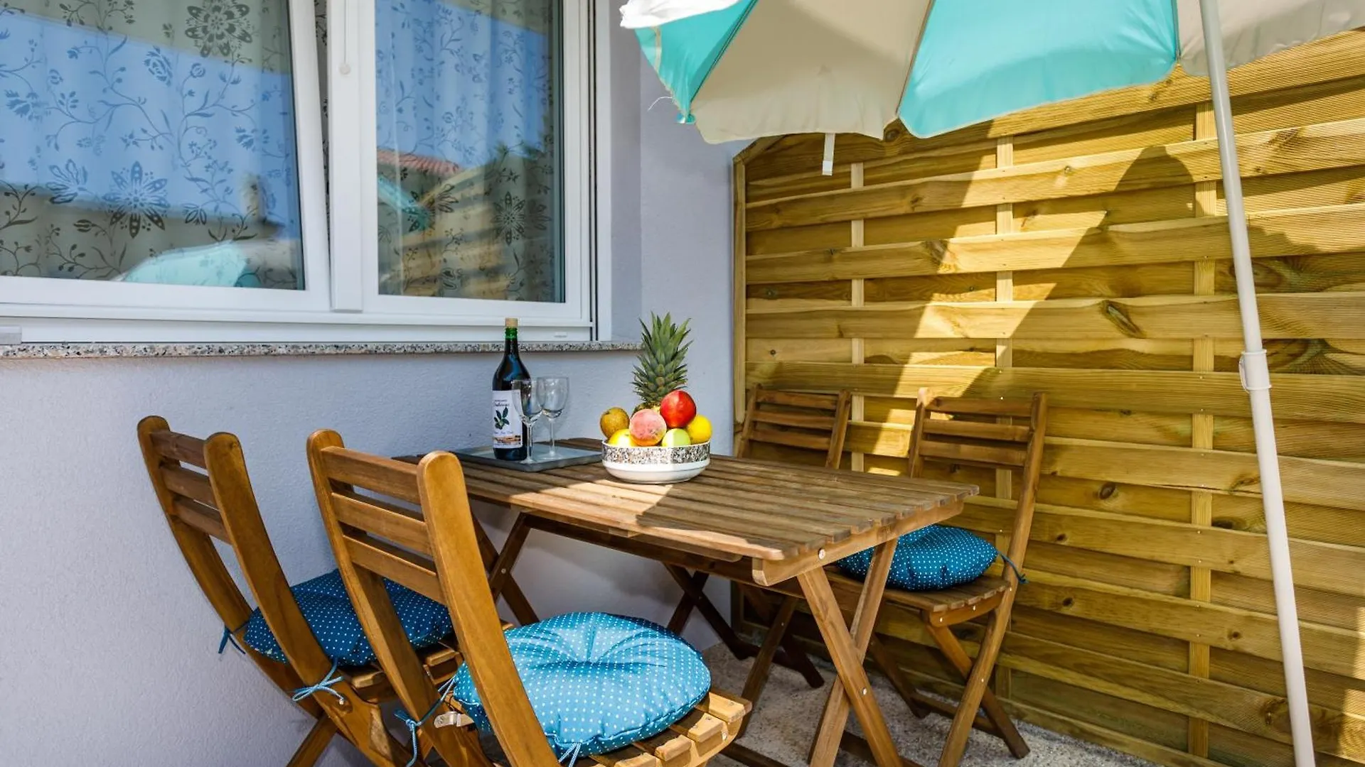Apartments With A Parking Space Krk - 22425 Krk Town
